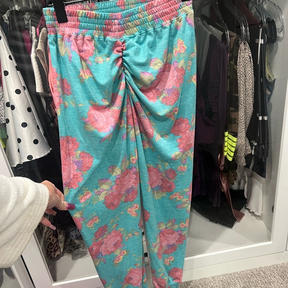 Cute Booty Jogger pants
